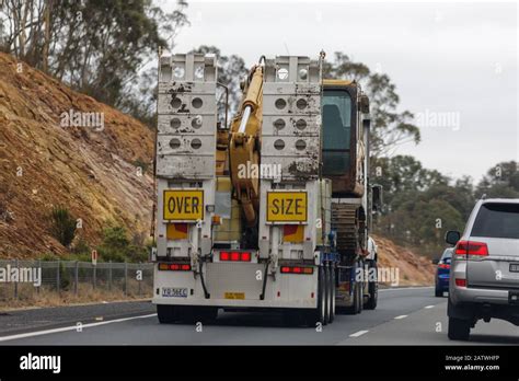 can oversize loads travel at night in victoria